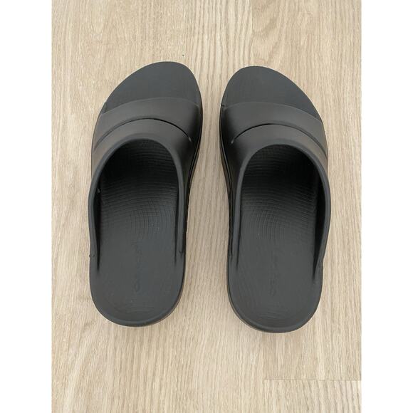 NWOT OOFOS Womens Ooahh Recovery Slide Sandals Shoes 8 Black Comfort Slip On - Picture 5 of 10